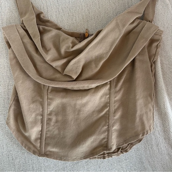 PrettyLittleThing Tan Sleeveless Ruched Bustier Bodysuit - Picture 2 of 4